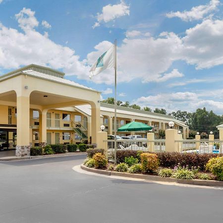 Quality Inn МакКом Екстериор снимка